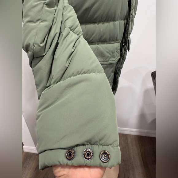 Timberland Men's Olive Green Puffer. - Picture 5 of 10